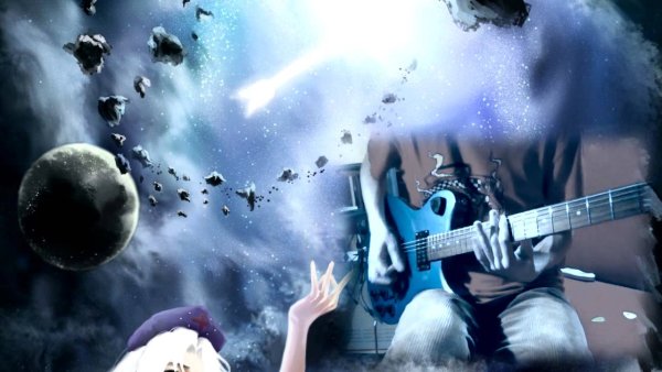 Парень с гитарой под луной