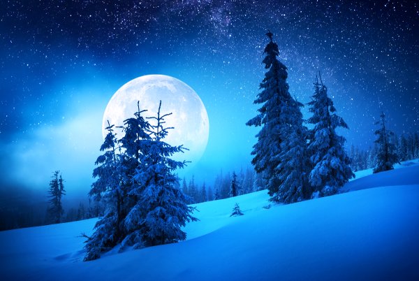 Луна зимой
