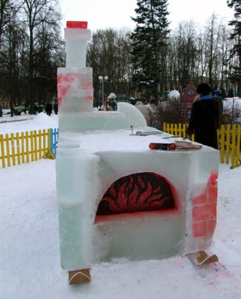 Постройки из снега печка