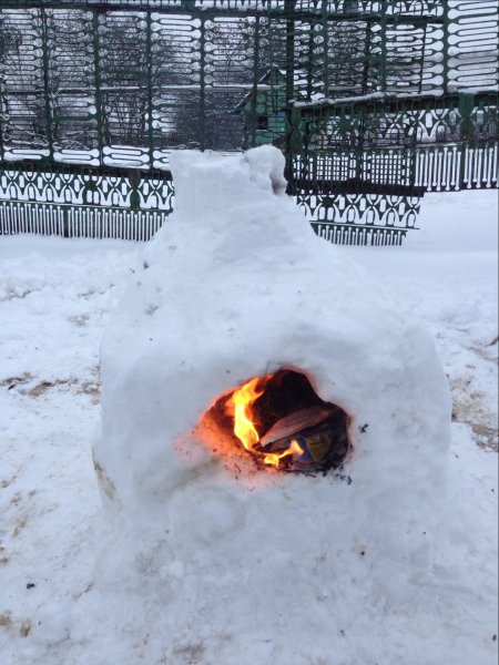 Русская печь из снега