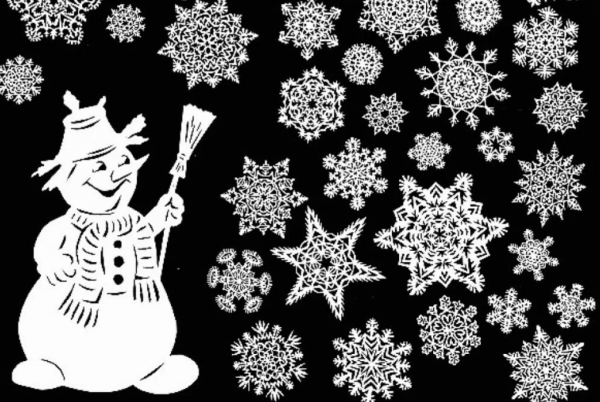 Украшение окон снежинками