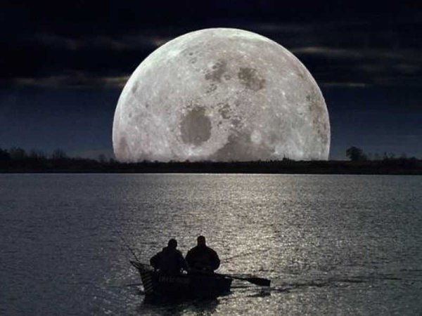 Вид Луны на экваторе