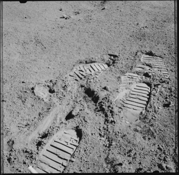 Луна следы прилунения американцев