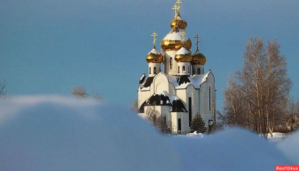 Церковь зимой