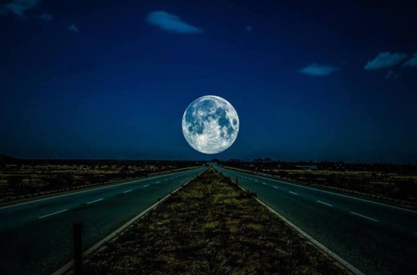 Ночь Луна дорога