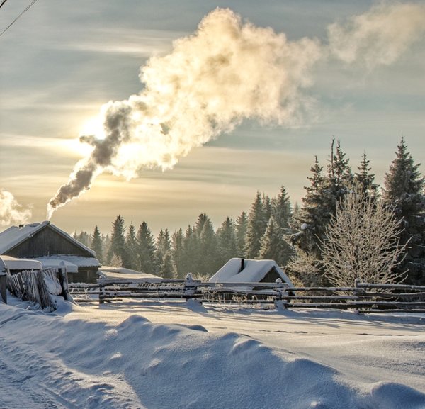Дым из трубы зимой
