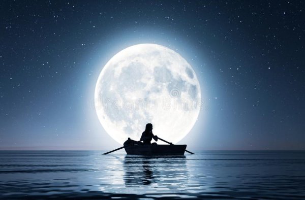 Лодка под луной