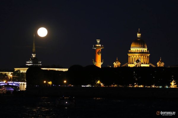 Суперлуние в Санкт-Петербурге
