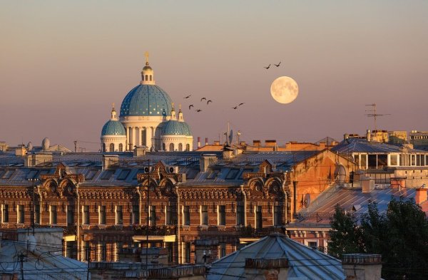 Троицкий Измайловский собор ночью