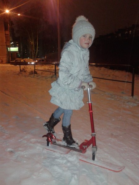 Самокат для снега детский