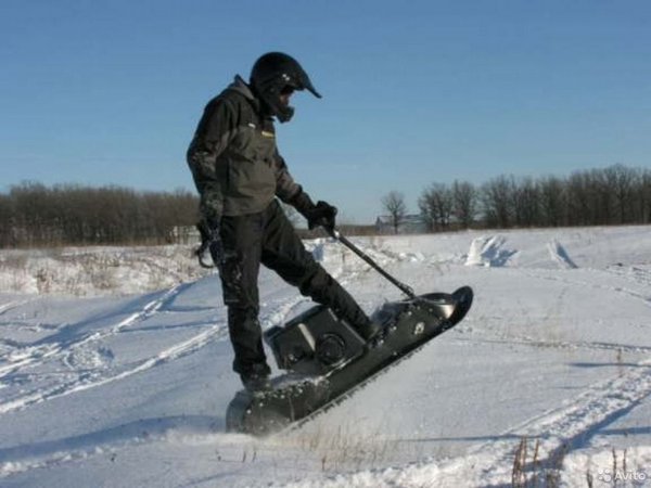 Мотосноуборд Black Diamond 200