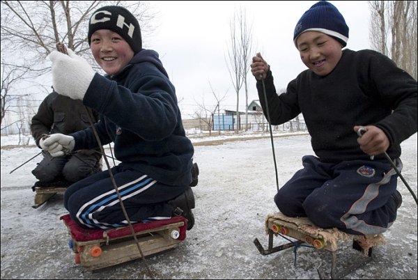 Салазки на коньках