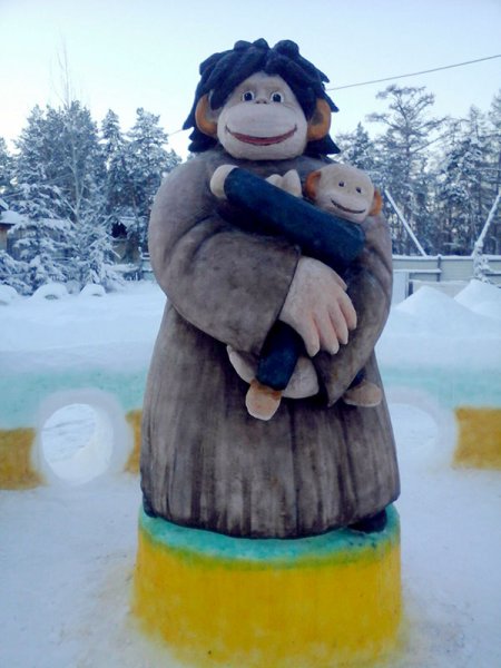 Обезьяна из снега