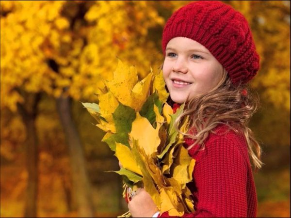 Дети осенью