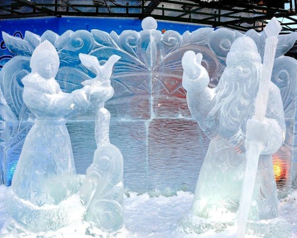 Ледовые скульптуры Ханты-Мансийск