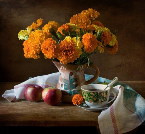 Осенний букет астры бархотки