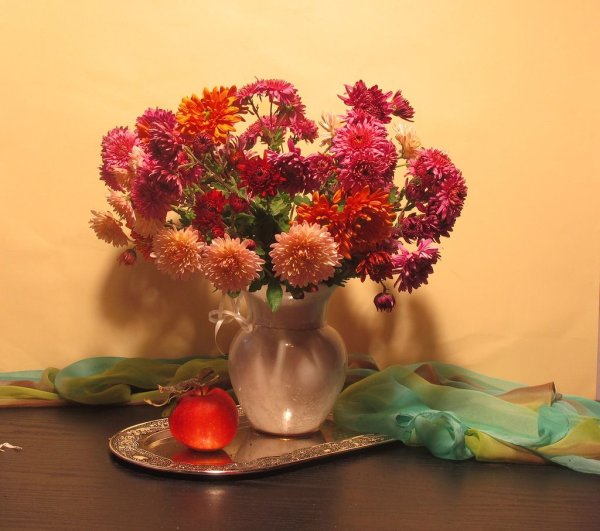 Осенний букет в вазе