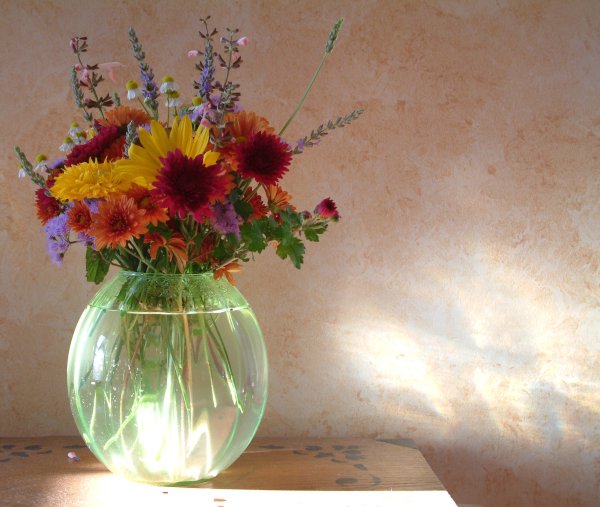 Пейзаж цветы в вазе