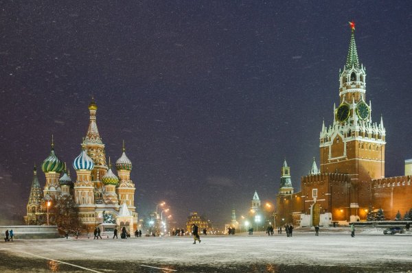 Россия зимняя красная площадь