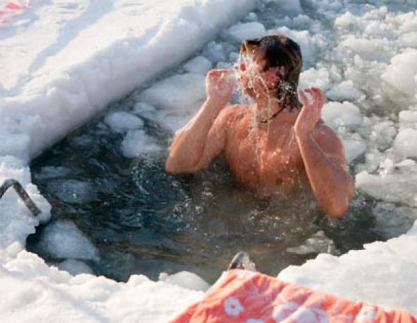 Закаливание в купели