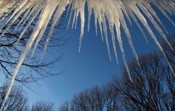 Зима сосульки