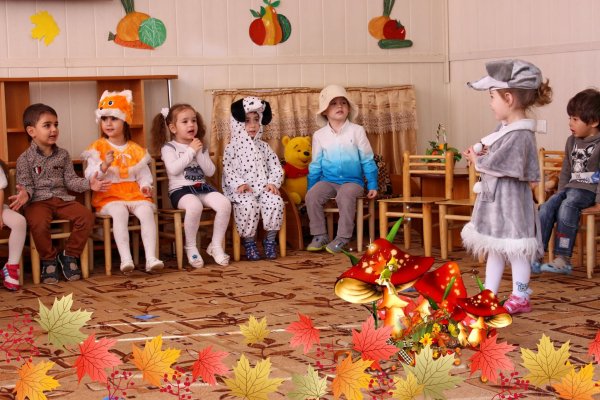 Утренник в детском саду осень