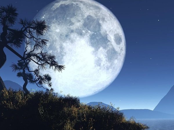 Красивая Луна