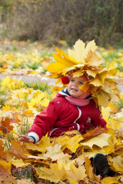 Дети осенью