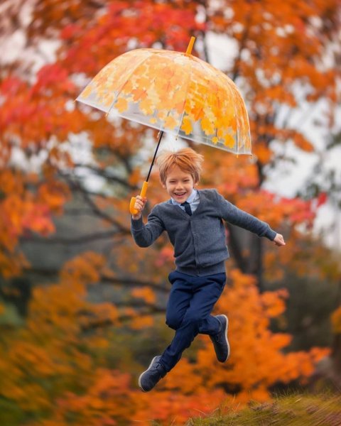 Мальчик осень