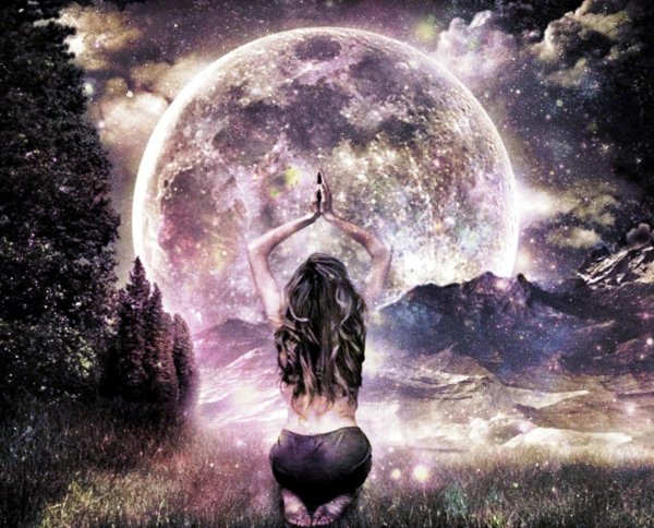 Лунная девушка