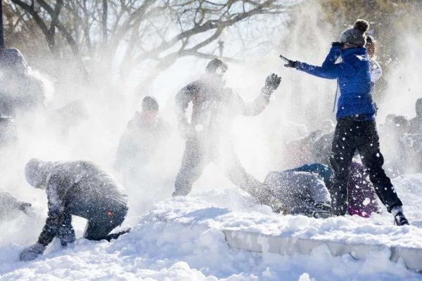 Снежный бой