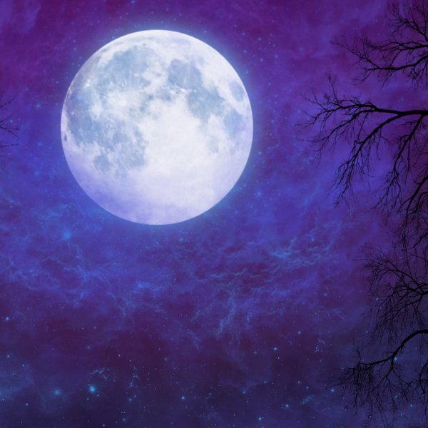 Красивая Луна