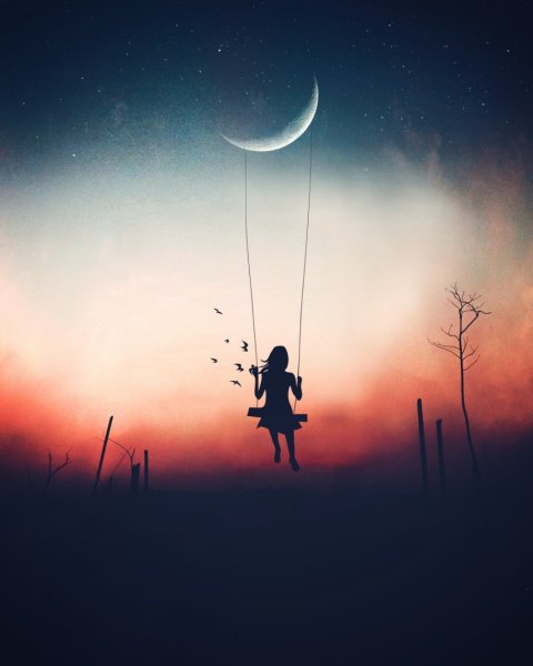 Девочка на качелях ночью