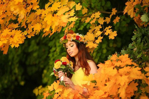 Женщина осень