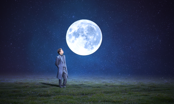 Человек на Луне