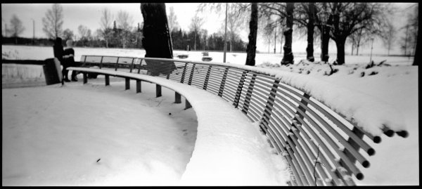 Белый снег серый лед фото