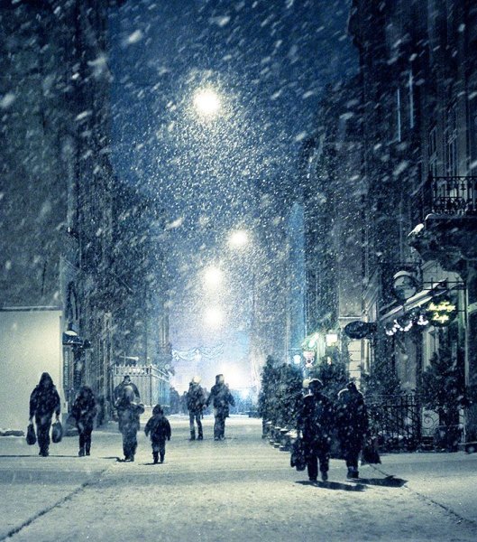 Снегопад зимой