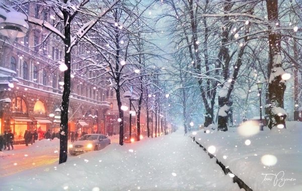 Снег в городе