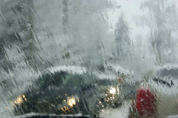 Снег за стеклом