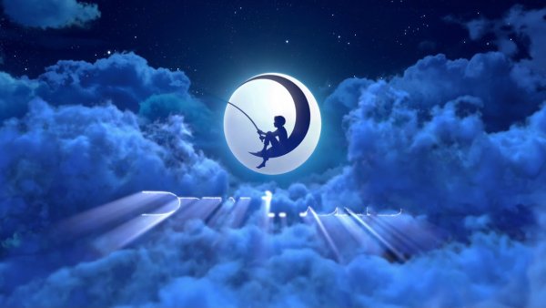 Мальчик на Луне