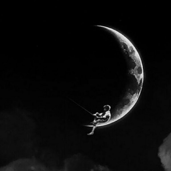 Дримворкс полумесяц