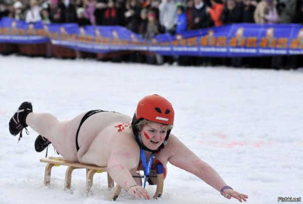 Баба на санках