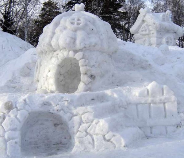 Зимние снежные городки