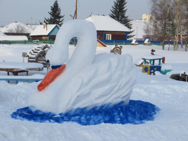 Постройки из снега