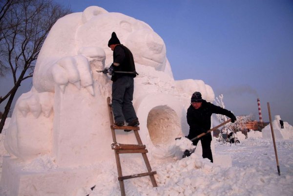 Снежная крепость