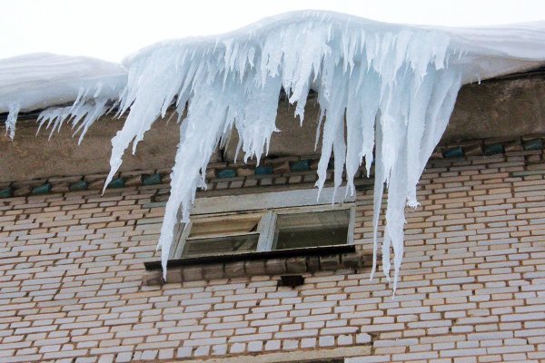 Обледенение крыши