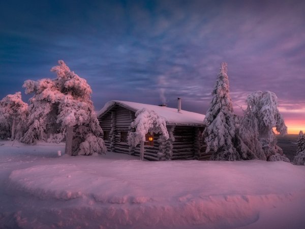Изба зимой