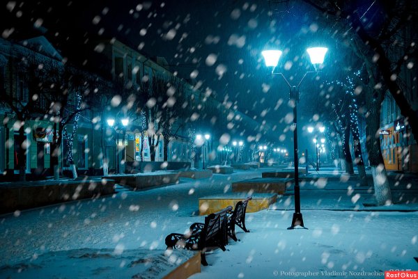 Красивые ночные зимние города на фон
