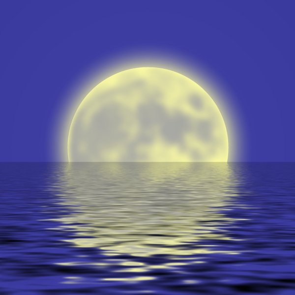 Луна движется