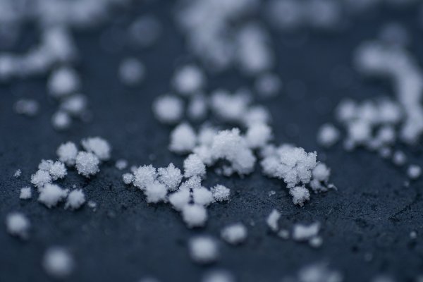 Белые хлопья